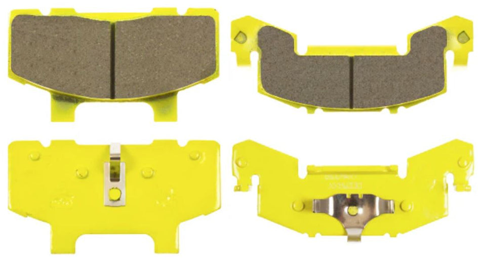 DEEMAXX BRAKE PAD YELLOW CERAMIC DISC BRAKE PAD FOR 3,500LB TO 6,000LB AXLE. SLOTTED AND CHAMFERED